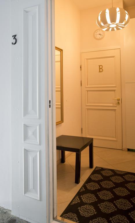 Bright Apartment In Old Town By Urban Rent Vilnius Exterior photo