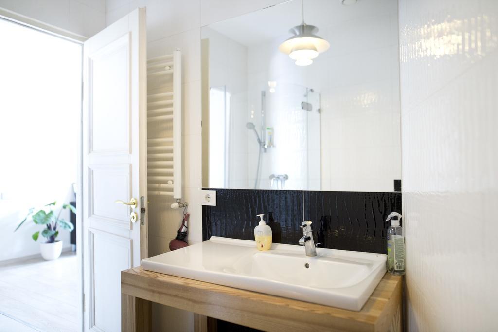 Bright Apartment In Old Town By Urban Rent Vilnius Exterior photo