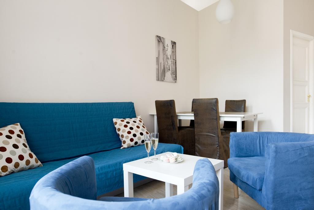 Bright Apartment In Old Town By Urban Rent Vilnius Exterior photo